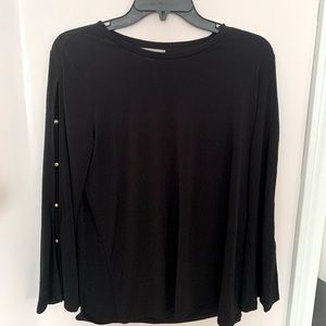 ✨3/$30 SALE✨ Michael Kors flare sleeve top